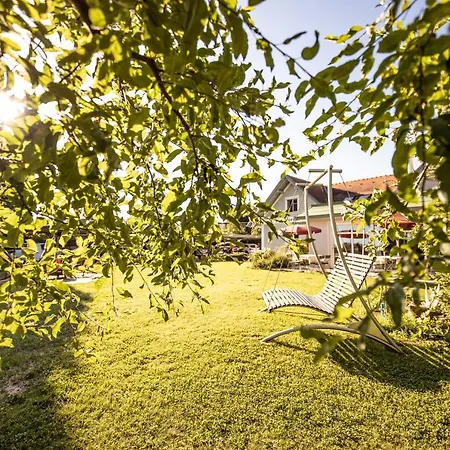 Am Lautenberg Bad Loipersdorf Penzion 3*